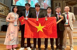 Học sinh Trường THPT Chuyên KHTN giành Huy chương Vàng Olympic Hoá học quốc tế 2023