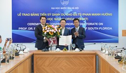 ĐHQGHN trao bằng tiến sĩ danh dự cho GS.TS Phan Mạnh Hưởng