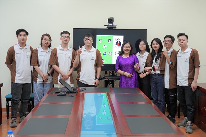 Sinh viên Khoa Môi trường giành Đồng Giải Nhất tại cuộc thi game giáo dục quốc tế “It’sOnYou”
