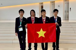 Đội tuyển Trường THPT Chuyên Khoa học Tự nhiên đạt huy chương Vàng, Bạc và Đồng tại Olympic Tin học quốc tế 2019